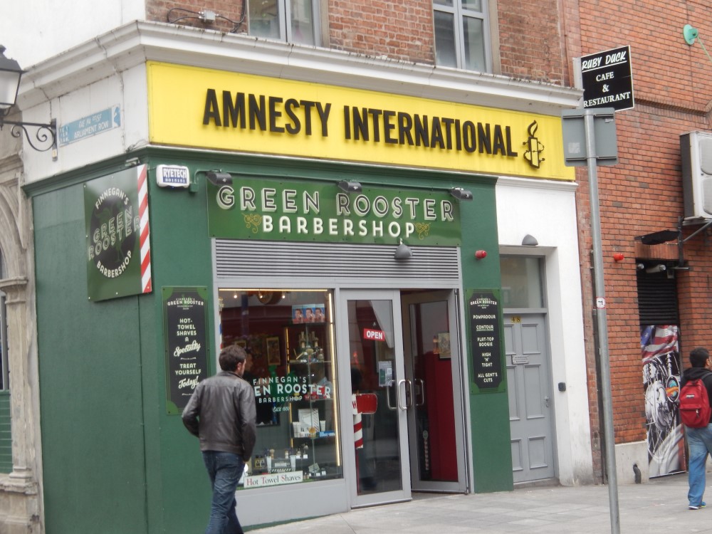 Amnesty International Store Front